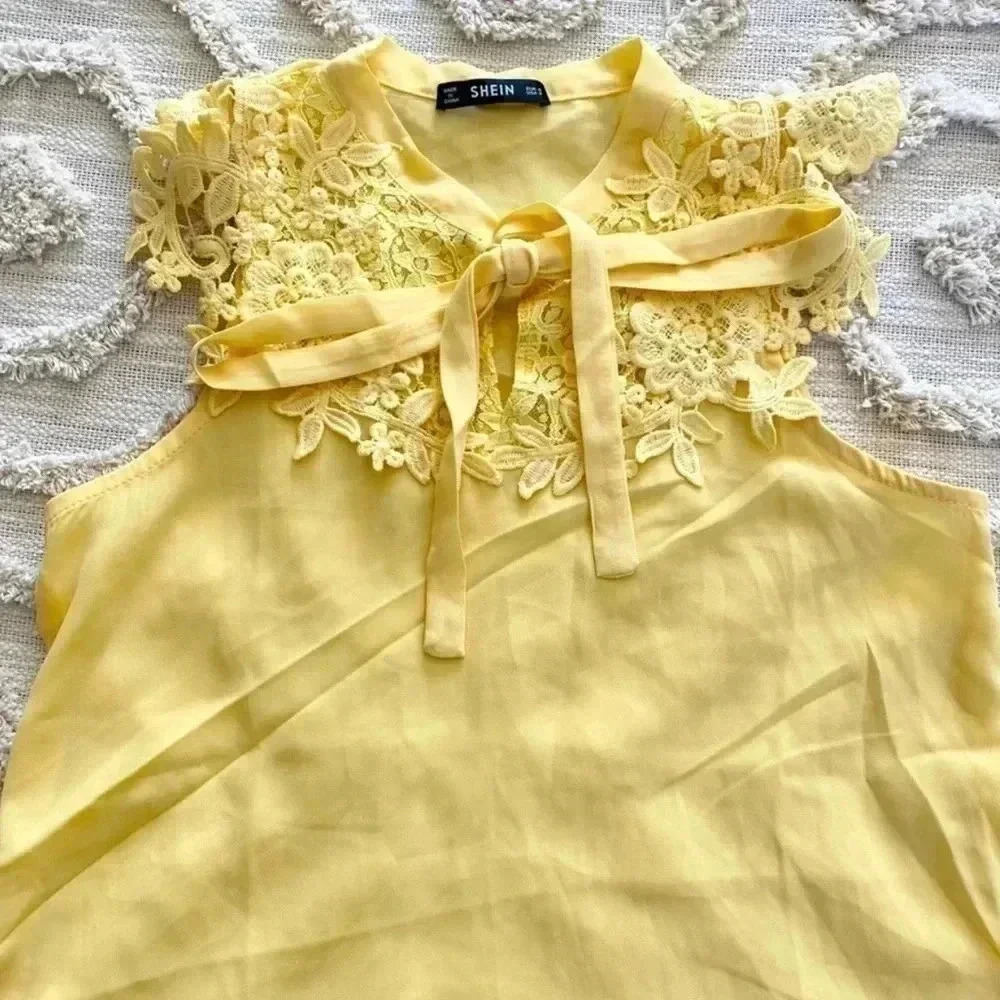 SHEIN Lace Top - Picture 2 of 2